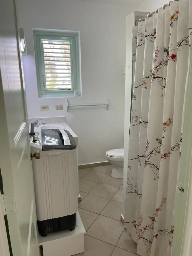Waterfront Apartment 拉斯特拉纳斯 0*,
